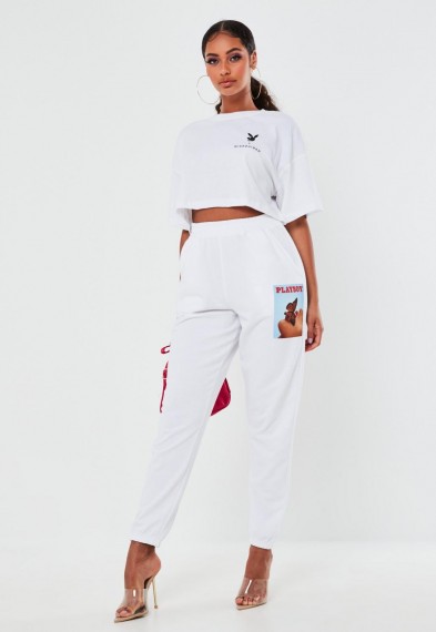 playboy x missguided white butterfly graphic joggers – printed jogging pants