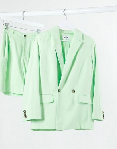 Weekday Yoko co-ord double breasted linen effect blazer in bright green – summer jacket and shorts set - flipped