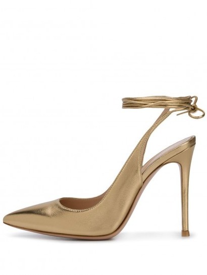 Gianvito Rossi Irene leather pumps / gold leather courts - flipped