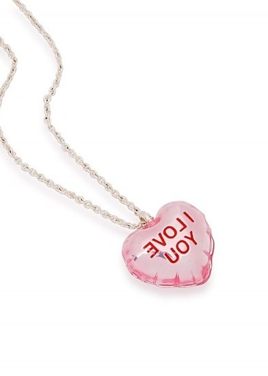 MARC JACOBS The Balloon silver-tone necklace / pink slogan hearts - flipped