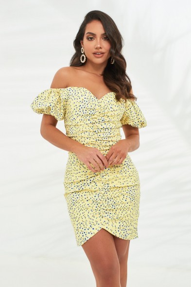 LAVISH ALICE off shoulder puff sleeve mini dress in yellow floral print – ruched summer occasion dresses