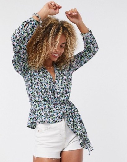 Only wrap detail blouse with asymmetric hem in floral print - flipped
