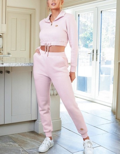 The O Dolls Collection jogger with logo in pink
