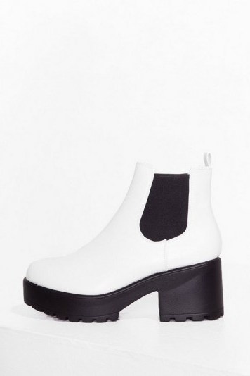 NASTY GAL Up to Trouble Platform Chelsea Boots White / chunky mono boot - flipped