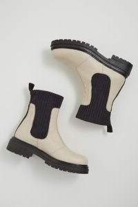 ANTHROPOLOGIE Georgina Leather Ankle Boots / chunky monochrome boots