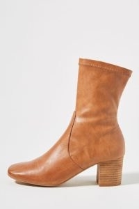 Silent D Cabre Boots / classic brown autumn boot / footwear essentials