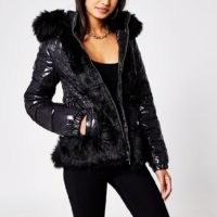 RIVER ISLAND Black fur hem padded jacket / high-shine jackets