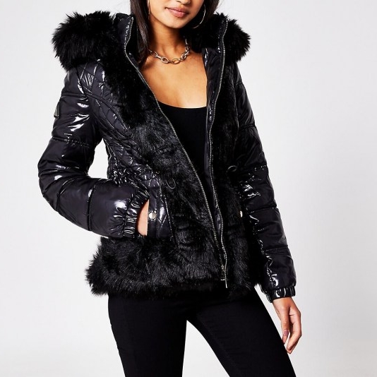 RIVER ISLAND Black fur hem padded jacket / high-shine jackets