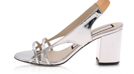 N°21 Silver Laminated Mid-Heel Sandals | metallic chunky heeled slingbacks