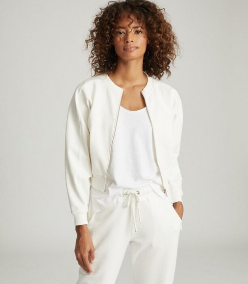 REISS ROSALYN CROPPED JERSEY ZIP THROUGH JACKET CREAM / casual jackets