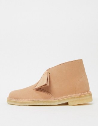 Clarks Originals desert boots in sandstone suede | crepe sole booties | casual weekend footwear - flipped