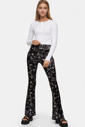 TOPSHOP Floral Print Satin Flare Trousers / retro pants / vintage look fashion - flipped