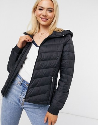 Hollister lightweight puffer jacket in black / hooded padded jackets - flipped
