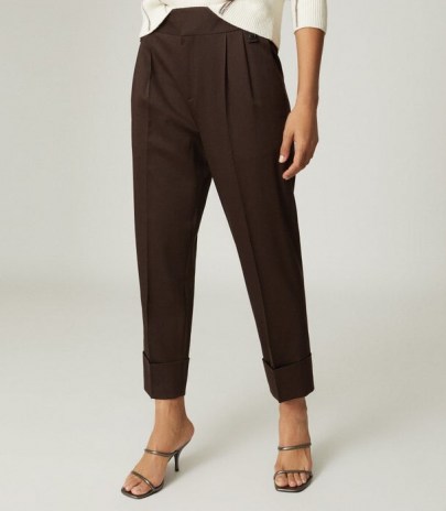 REISS MAE WOOL BLEND PLEAT FRONT TROUSERS CHOCOLATE ~ pleated brown pants - flipped