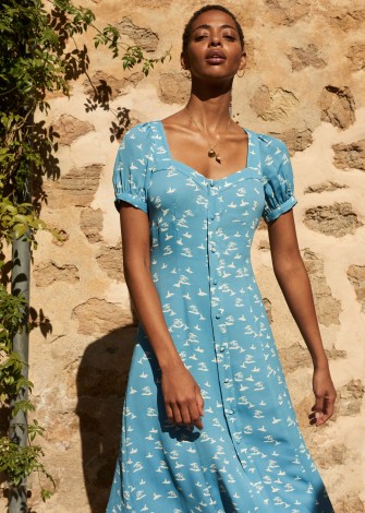 WHISTLES SILK ISLAND DRESS / blue printed puff sleeve dresses - flipped