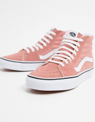 Vans UA Sk8-Hi trainers in pink rose dawn / true white – girly high top sneakers