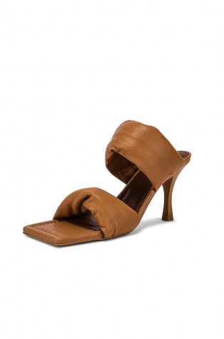 ALOHAS Twist Strap Mule Camel | brown square toe padded strap mules - flipped