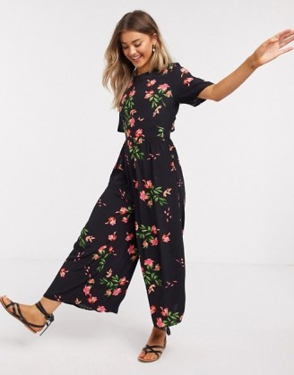 ASOS DESIGN tea jumpsuit with button back detail in floral print / wide leg jumpsuits