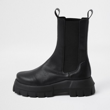 River Island Black chunky chelsea ankle boot | thick sole pull on boots