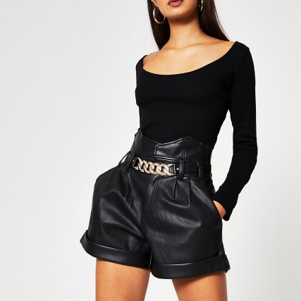 River Island Black corset chain detail shorts | high waist shorts | chunky chains - flipped
