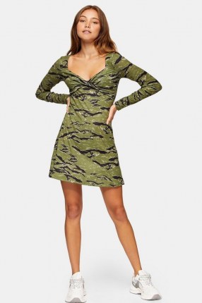 TOPSHOP Camouflage Print Twist Front Flip Dress Green / camo dresses / sweatheart neckline - flipped