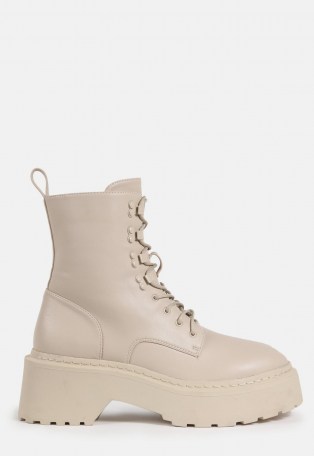 MISSGUIDED cream lace up chunky sole ankle boots ~ thick sole combat boot