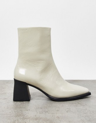 Vagabond Hedda leather flared heel ankle boots in white patent / plaster | retro square toe boot - flipped