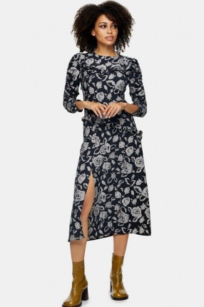 TOPSHOP Black And White Oversized Floral Midi Dress – front slit dresses - flipped
