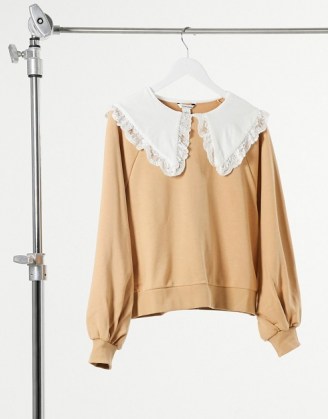 Monki Selma cotton sweatshirt with collar in beige – oversized collared sweatshirts - flipped