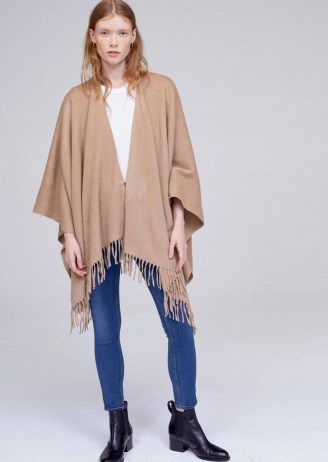 RAG & BONE CASHMERE PONCHO in CAMEL / light brown fringed ponchos / stylish autumn cover up - flipped