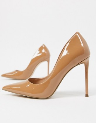 Steve Madden Vala pointed heeled shoe in camel ~ brown patent courts ~ stiletto court shoes - flipped