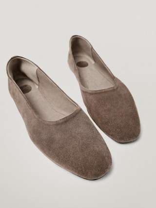 Massimo Dutti Taupe soft leather ballet flats | neutral ballerinas | flexible flat shoes