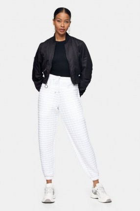 TOPSHOP White Quilted Joggers ~ cool casual looks ~ sporty look trousers - flipped