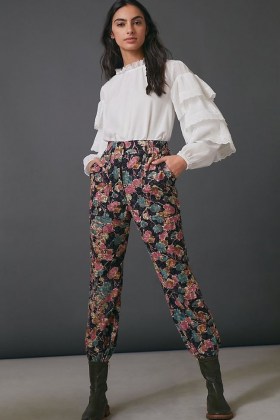 ANTHROPOLOGIE Anisa Floral Corduroy Joggers / cuffed trousers / textured fabric - flipped