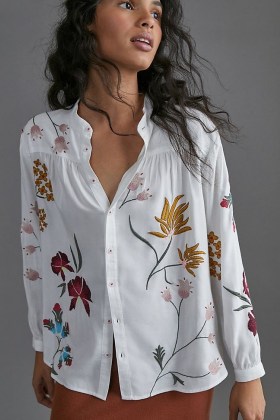 ANTHROPOLOGIE Daisy Embroidered Shirt / white floral shirts - flipped