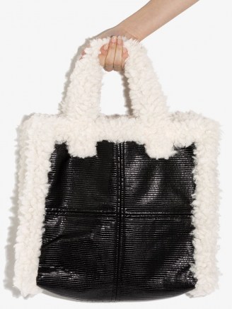 STAND STUDIO Lolita faux-shearling tote bag / fluffy fur trimmed bags - flipped