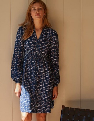 Boden Corinne Smocked Dress / blue printed day dresses - flipped