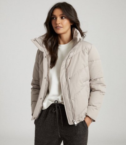 REISS DAX SHORT PUFFER JACKET WITH SIDE ZIP STONE / stylish casual jackets