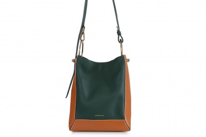 Katie Holmes tan colour block bag, STRATHBERRY LANA MIDI BUCKET BAG DUAL LEATHER TAN/BOTTLE GREEN, out in New York, 4 November 2020 | celebrity street style handbags - flipped