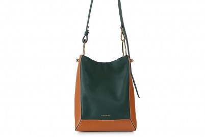 Katie Holmes tan colour block bag, STRATHBERRY LANA MIDI BUCKET BAG DUAL LEATHER TAN/BOTTLE GREEN, out in New York, 4 November 2020 | celebrity street style handbags