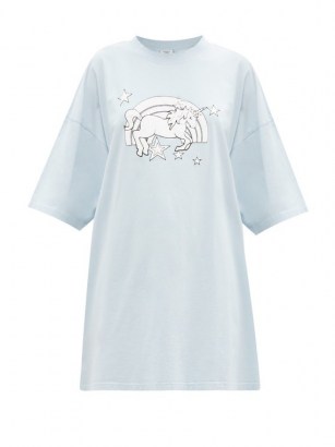 VETEMENTS Magic Unicorn-print cotton-jersey T-shirt / light-blue tee / unicorns on t-shirts - flipped