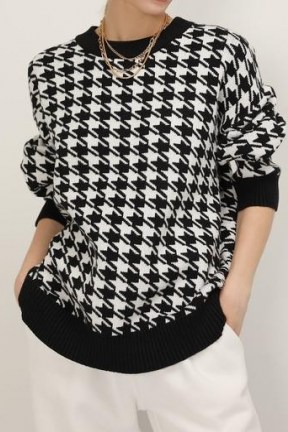 storets Jocelyn Houndstooth Sweater | monochrome knitwear | dogtooth jumpers - flipped