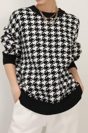 storets Jocelyn Houndstooth Sweater | monochrome knitwear | dogtooth jumpers
