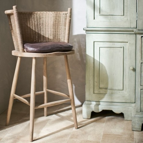 Taino Bar Stool – Natural – lovely for a cottage