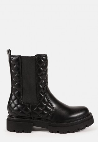 MISSGUIDED black quilted pull on ankle boots – quilt pattern chelsea boot