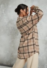 MISSGUIDED brown extreme oversized check print shacket – checked shackets