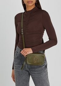 MARC JACOBS The Softshot 17 green leather cross-body bag / crossbody bags