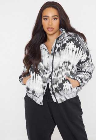 MISSGUIDED plus size white tie dye puffer jacket – casual padded jackets