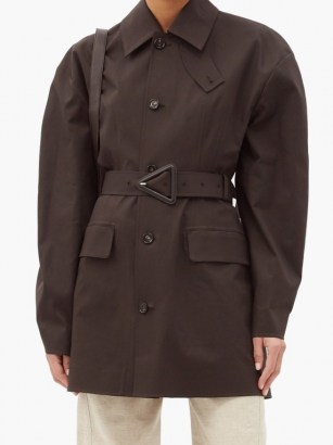 BOTTEGA VENETA Round-shoulder cotton-blend coat in brown ~ volume sleeve coats