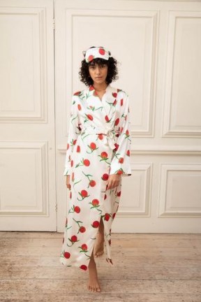 YOLKE Orange Print Silk Dressing Gown Ivory – fruit prints – luxury nightwear – printed bedtime gowns / robes